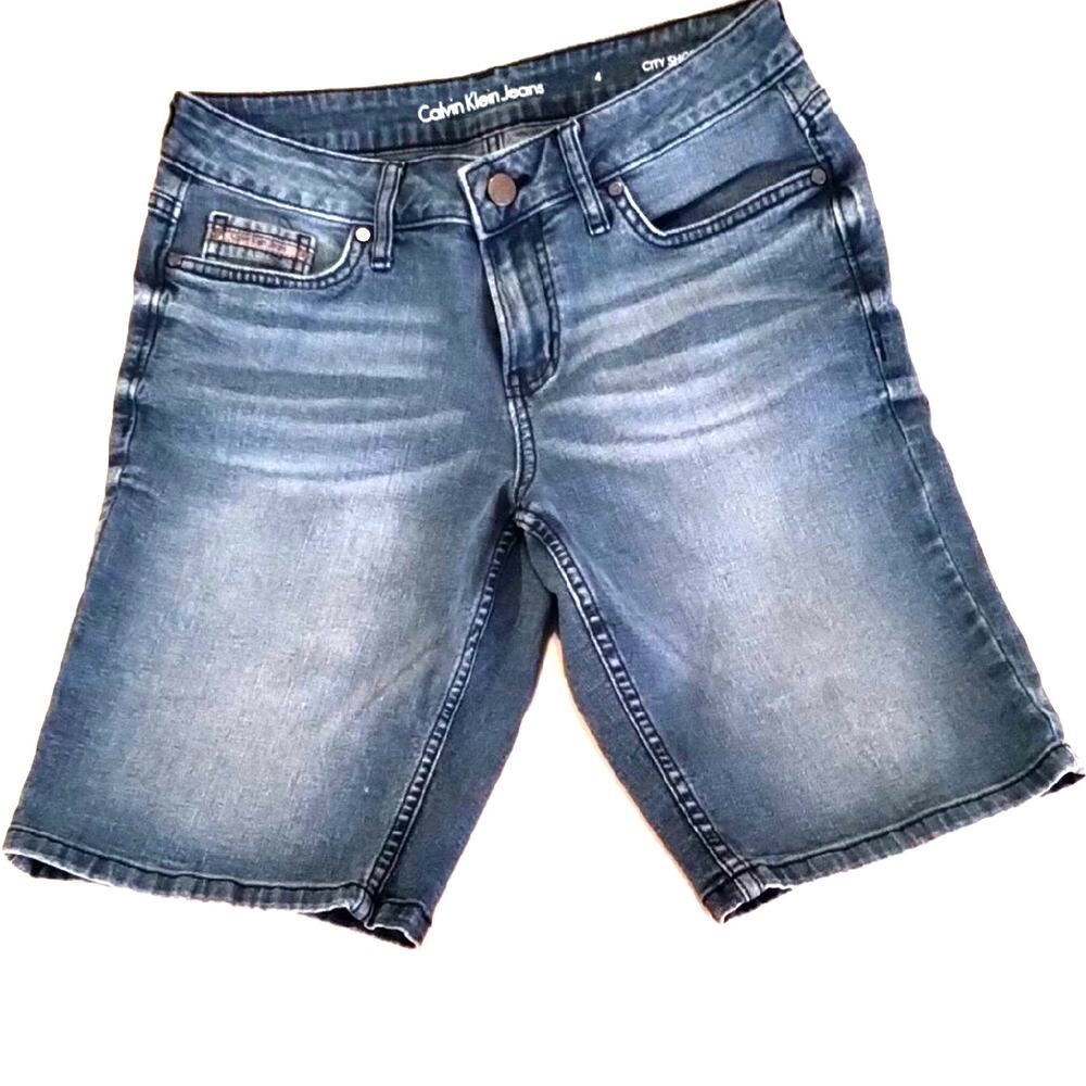 Calvin Klein City Shorts, Blue Denim, Flattering Bermuda Style, Women's Size 4